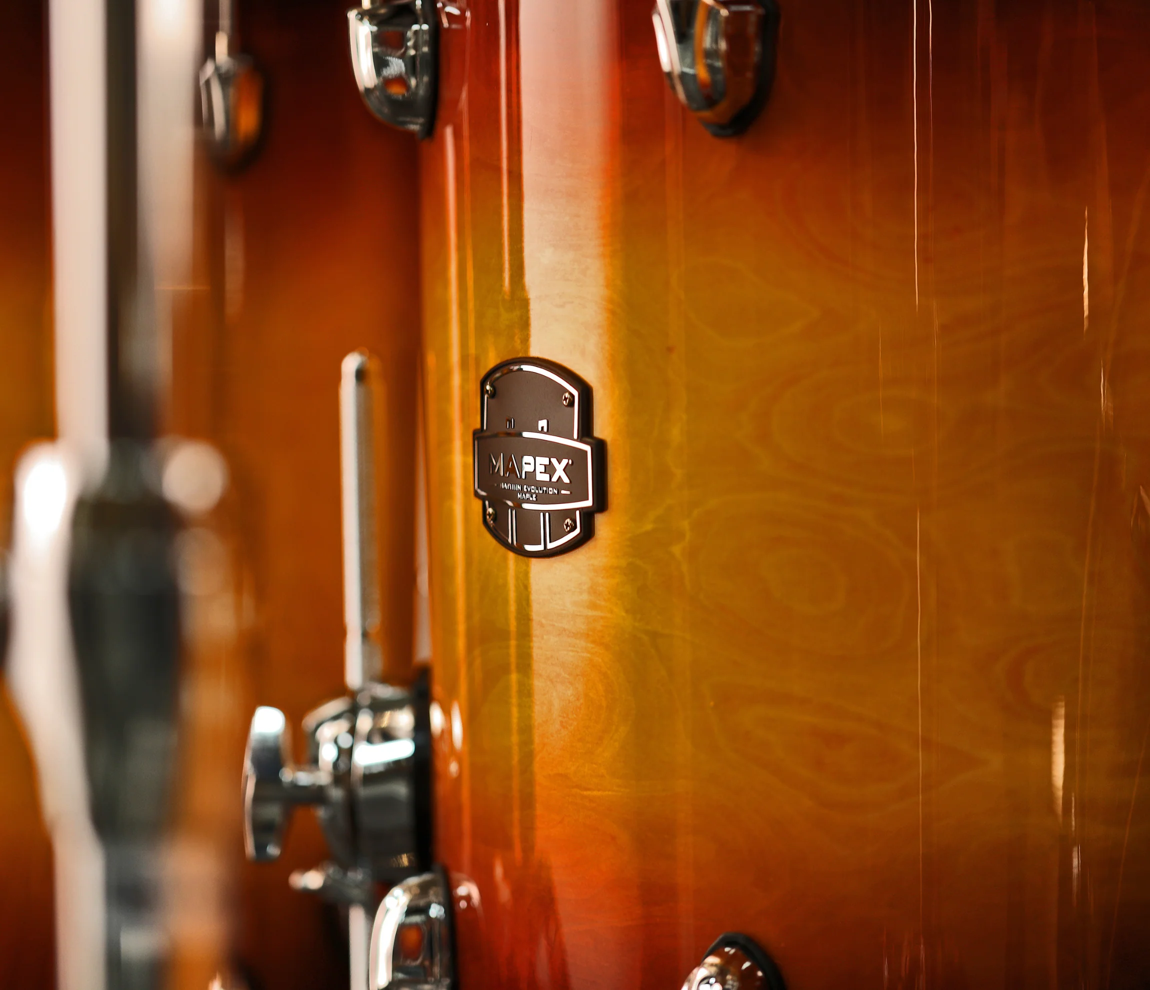 Mapex Saturn Evolution 22" 6-Piece Shell Pack in Exotic Sunburst - Image 5