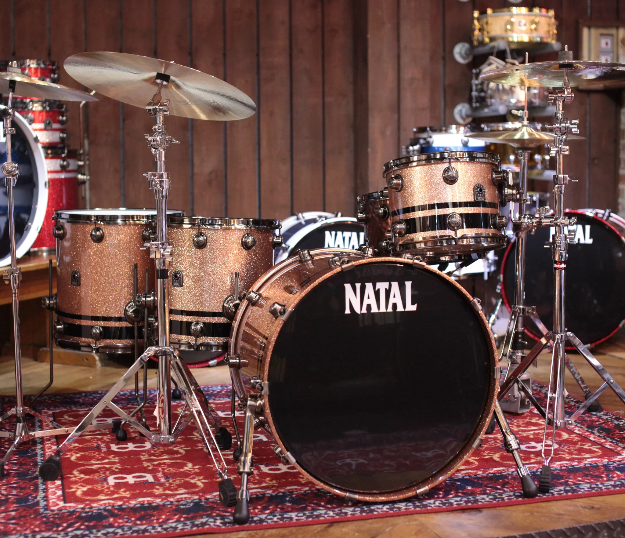 Natal 'The Originals' Split Lacquer TRC 4-Piece Shell Pack in Champagne Sparkle/Piano Black - Image 5