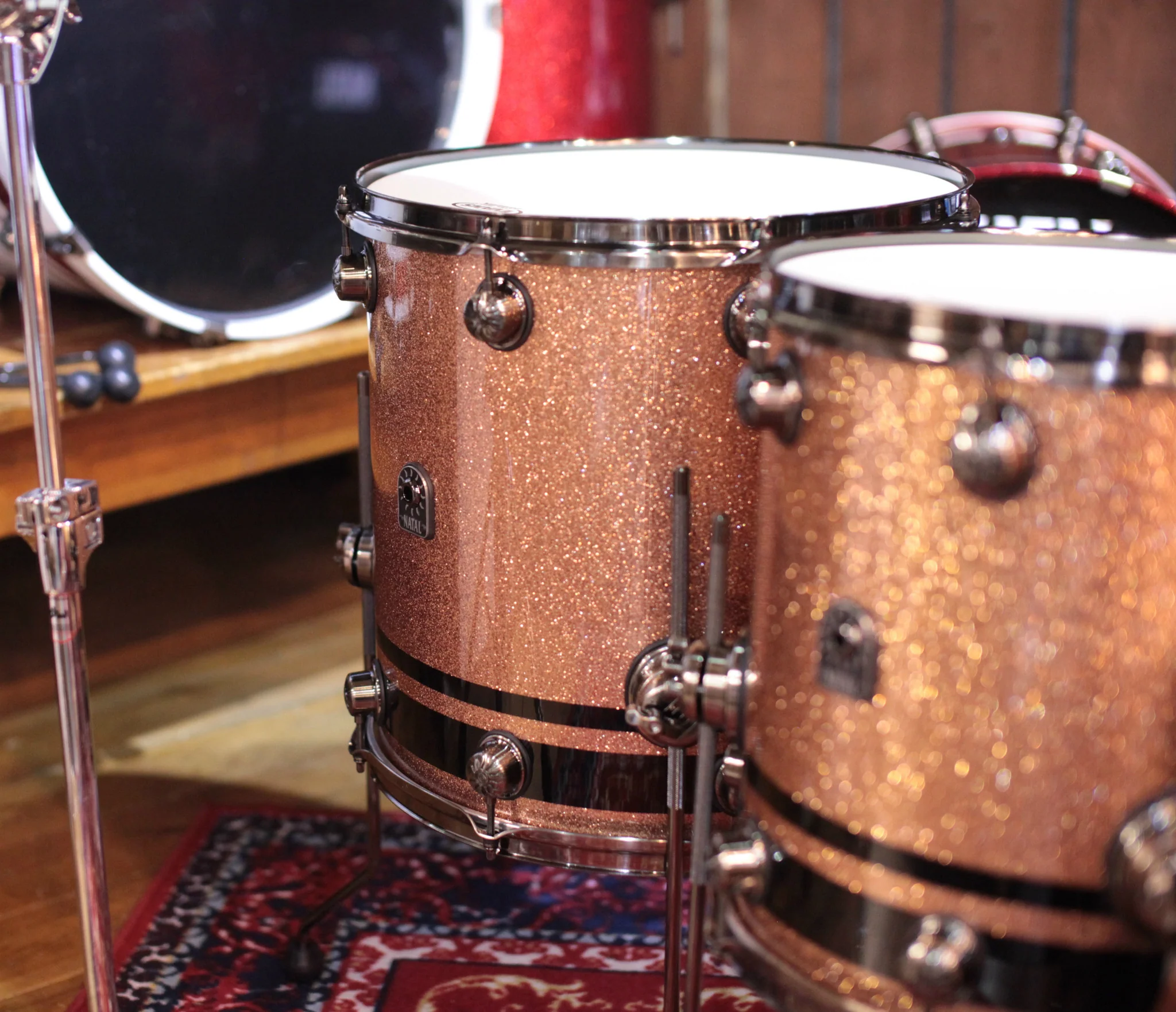 Natal 'The Originals' Split Lacquer TRC 4-Piece Shell Pack in Champagne Sparkle/Piano Black - Image 9