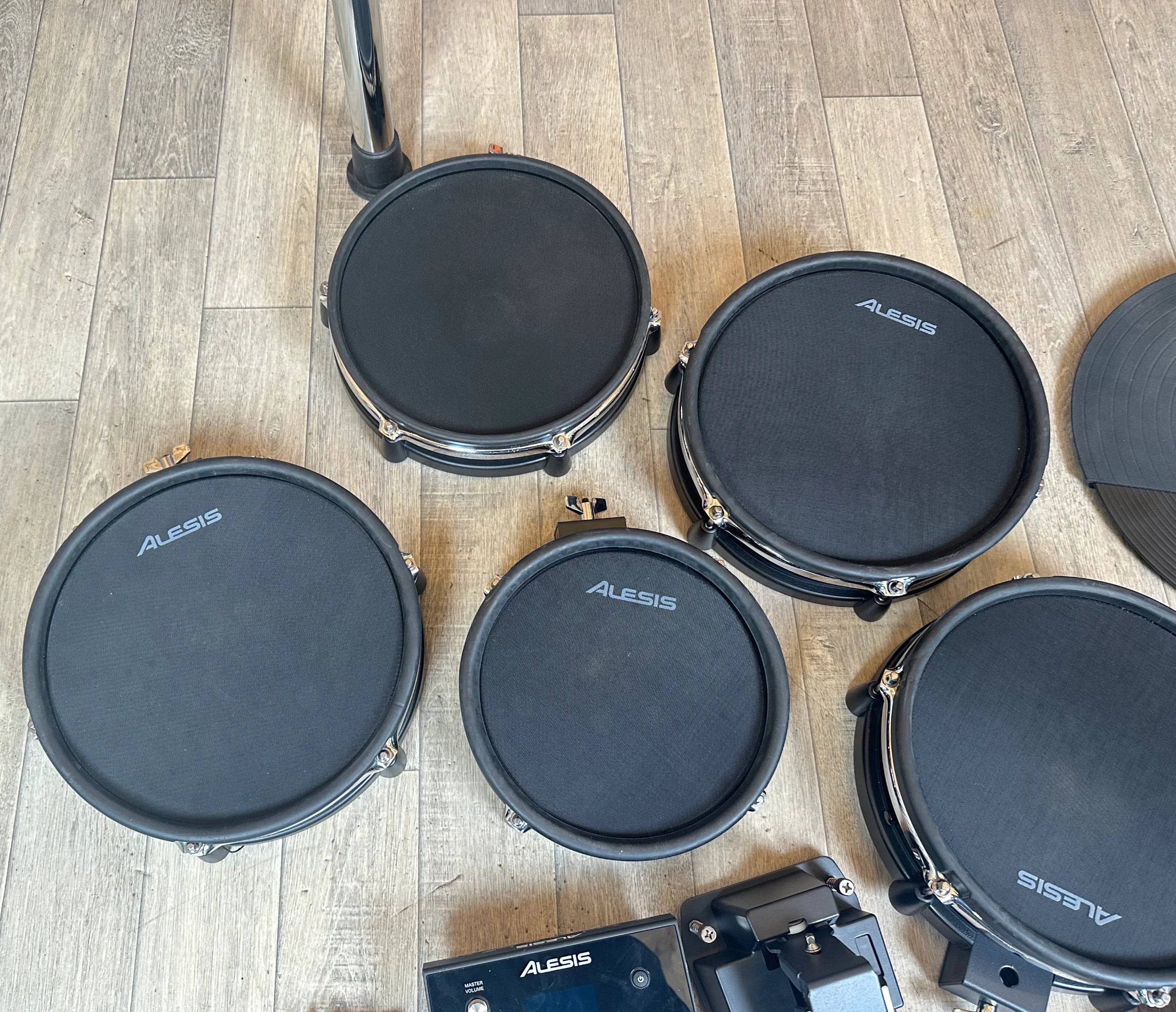 Pre Loved Alesis DM10 MKII Electronic Drum Kit - Spares & Repairs - Image 5