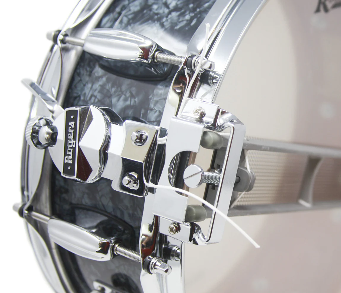 Rogers 14" x 5" Dyna-Sonic Beavertail Lugs Snare Drum - Black Diamond Pearl - Image 14
